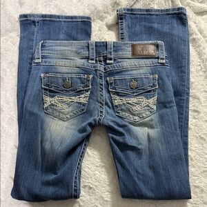 BKE Stella super low rise 27L